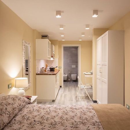Le Stanze Di Carla! Con Cucina E Bagno Privato Hotel Florence Exterior photo